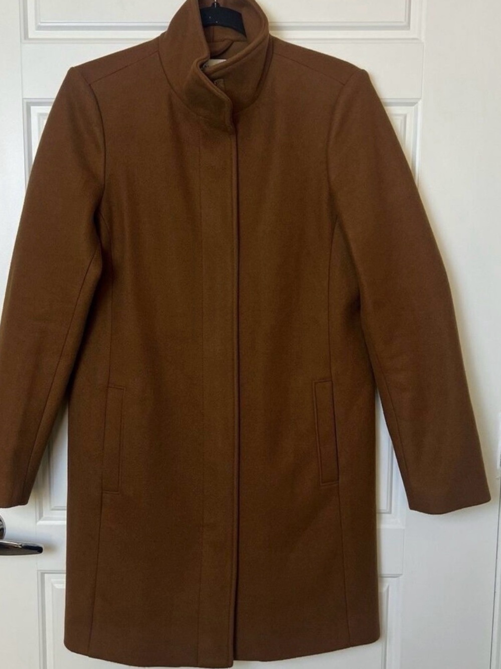 Old navy jacket with zipper